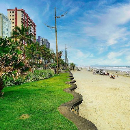 Apartamento Na Vila Caicara Em Predio Frente Mar Com Excelente Localizacao Por Reserva Praia Πράια Γκράντε Εξωτερικό φωτογραφία