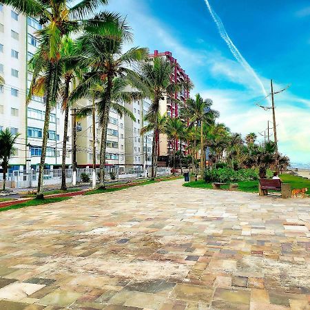 Apartamento Na Vila Caicara Em Predio Frente Mar Com Excelente Localizacao Por Reserva Praia Πράια Γκράντε Εξωτερικό φωτογραφία